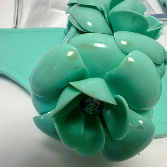 Women's Mint Green Slide Sandals - Picture 7 of 7